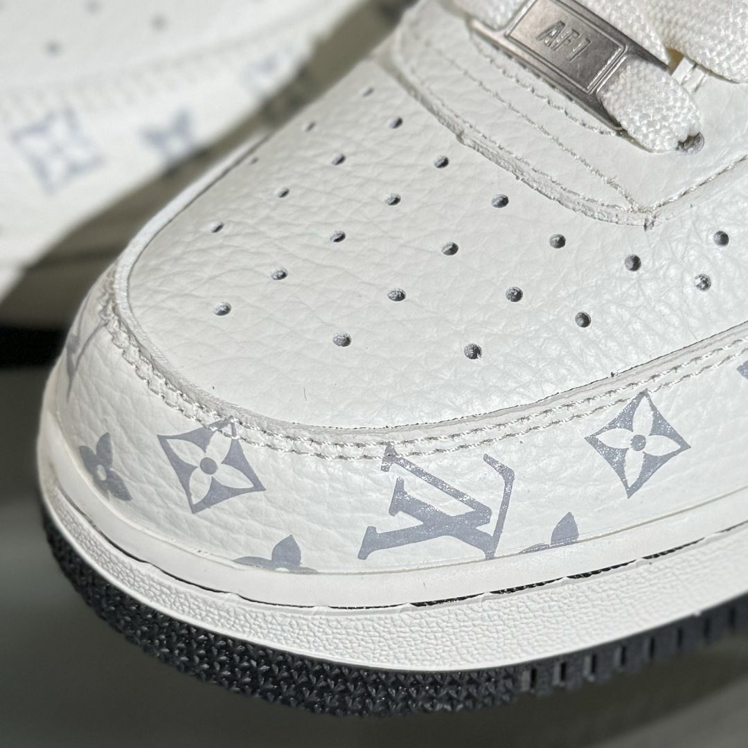 260 Nike Air Force 1'07 Low LV联名 米白黑线 空军一号低帮休闲板鞋 SC0601-557