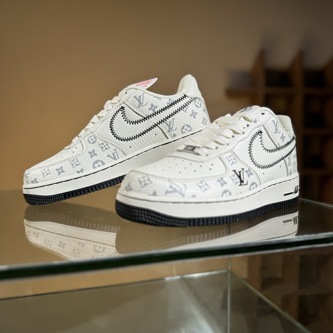 260 Nike Air Force 1'07 Low LV联名 米白黑线 空军一号低帮休闲板鞋 SC0601-557