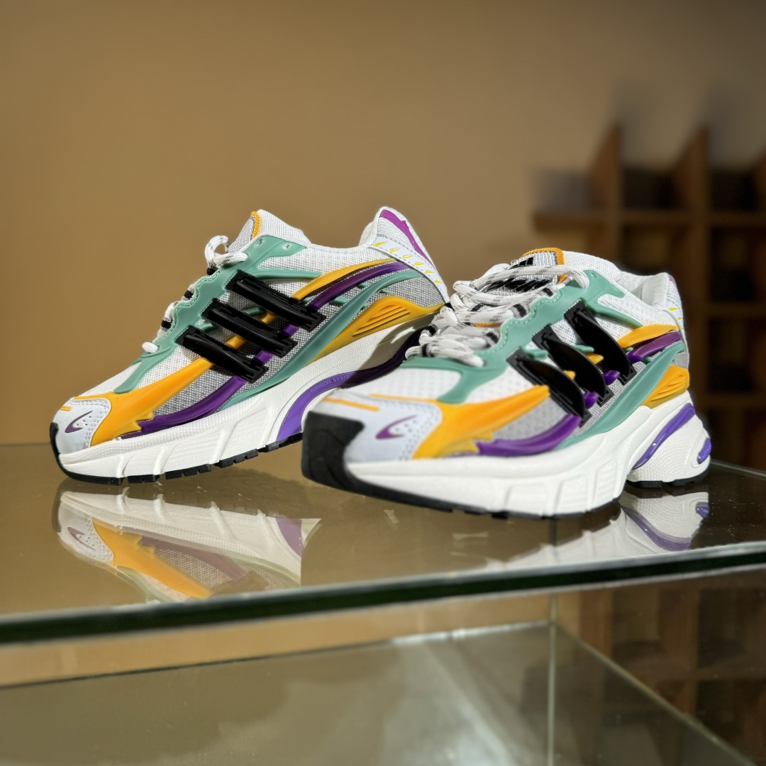 300 AdidOriginals Adistar Jellyfish JP9269 阿迪复古舒适防滑减震运动鞋