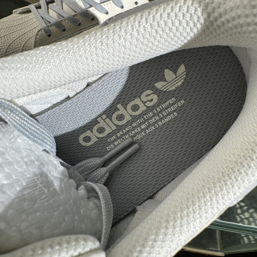 240 AD Originals Superstar x Louis Vuitt米灰 DS0012