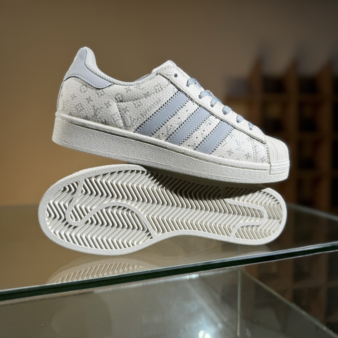 240 AD Originals Superstar x Louis Vuitt米灰 DS0012