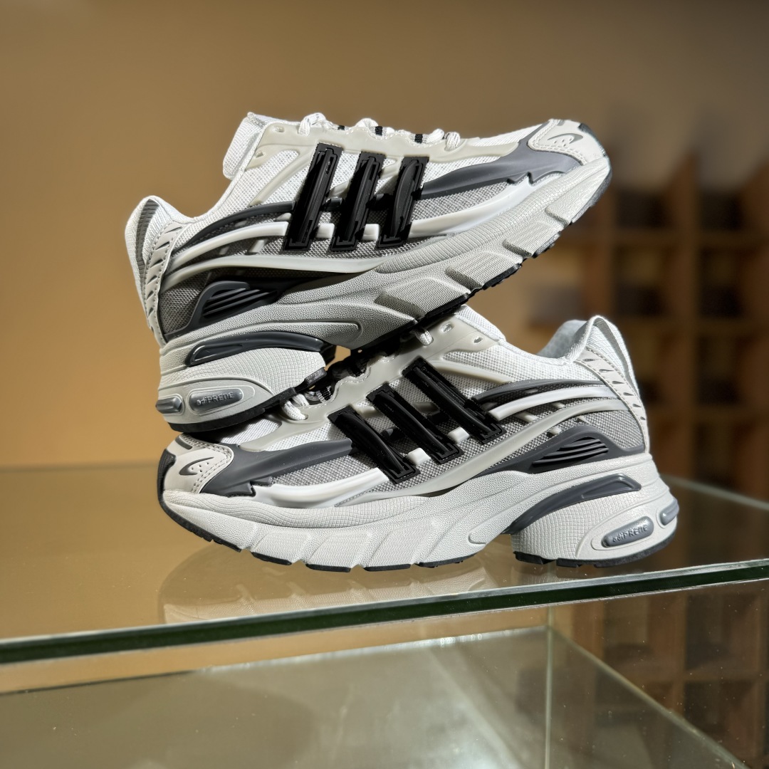 300 AdidOriginals Adistar Jellyfish JP9262 阿迪复古舒适防滑减震运动鞋