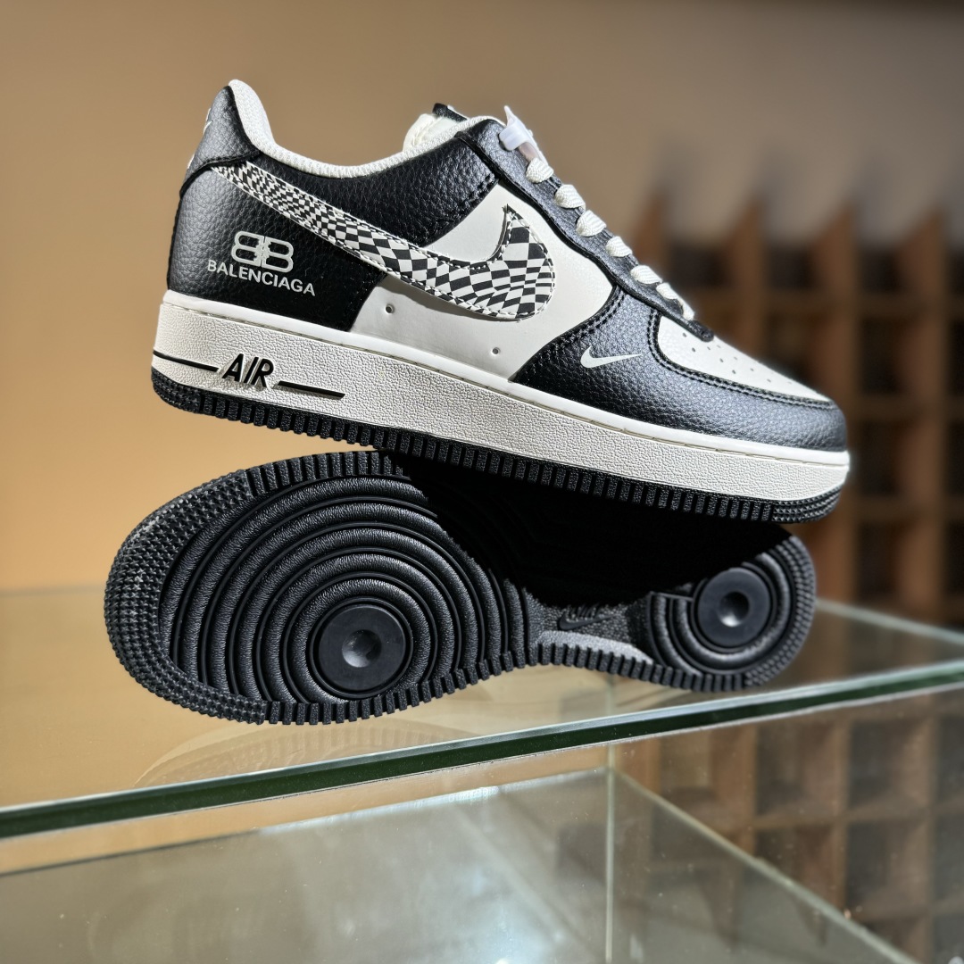 260 Nike Air Force 1'07 Low 巴黎世家联名 米黑创意勾 空军一号低帮休闲板鞋 HJ3318-003