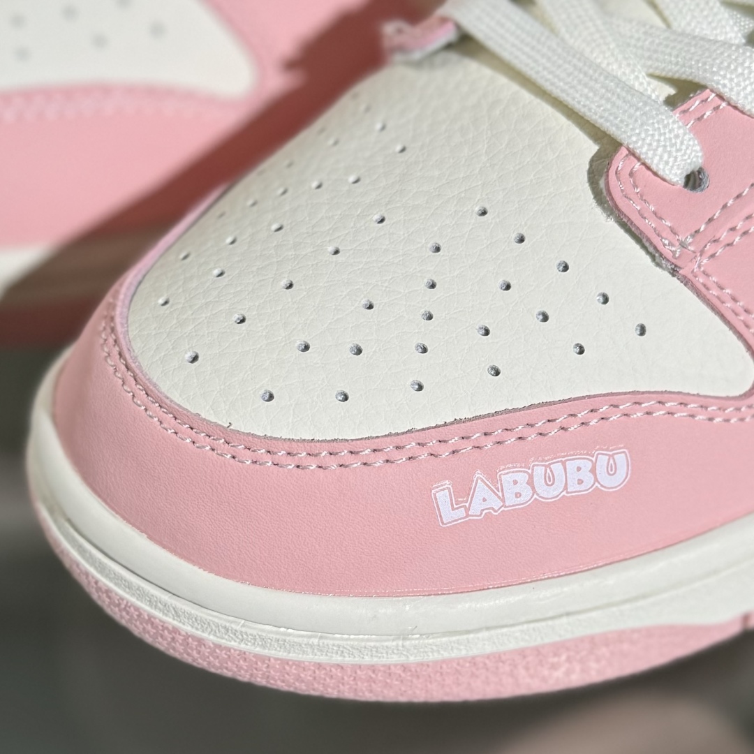 260 NIKE SB Dunk Low RETRO x LABUBU 粉白  DS6608-009