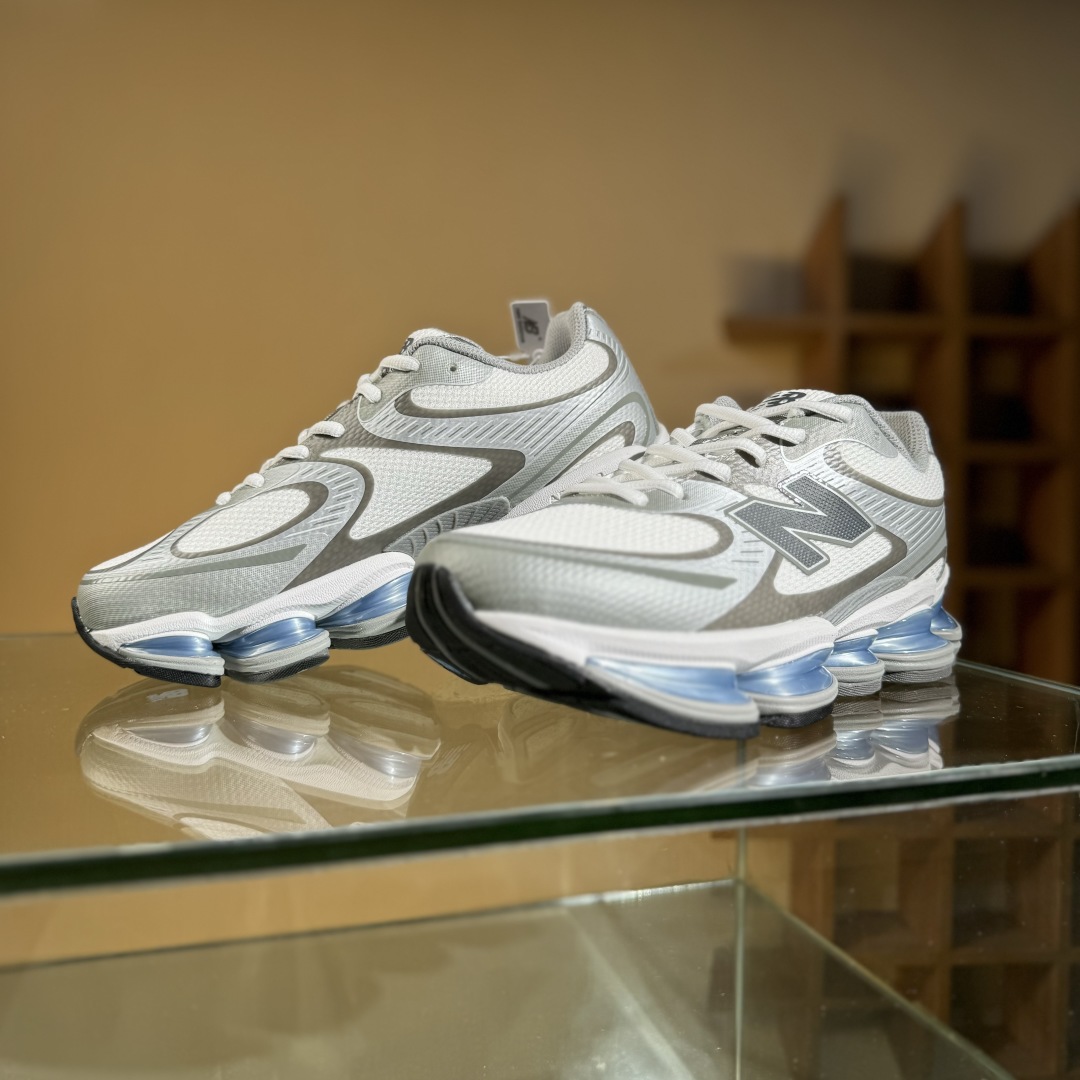 220 New Balance 2000系列复古老爹风休闲运动慢跑鞋 U2000AA