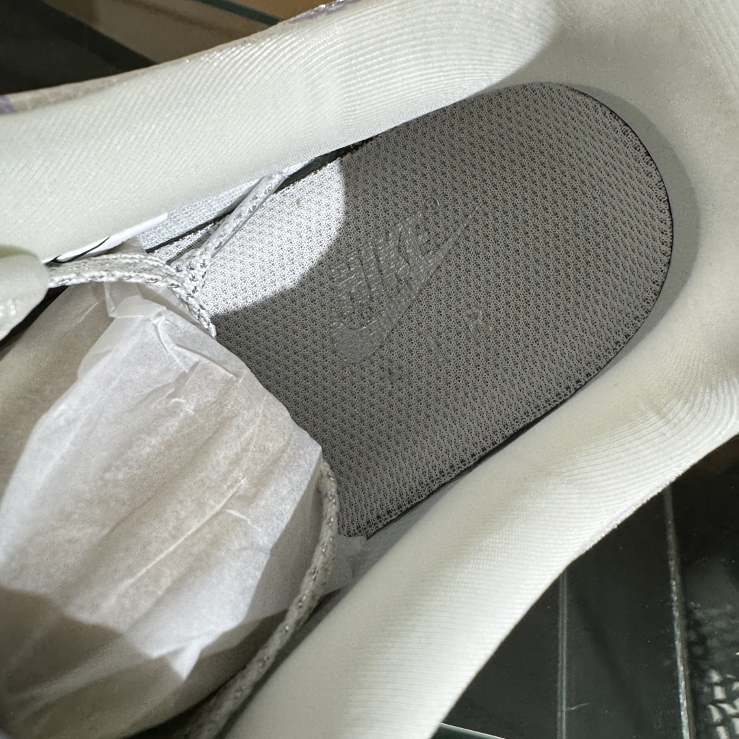 260 Nike Air Force 1'07 Low LV联名 闪银勾 空军一号低帮休闲板鞋 DF0188-078