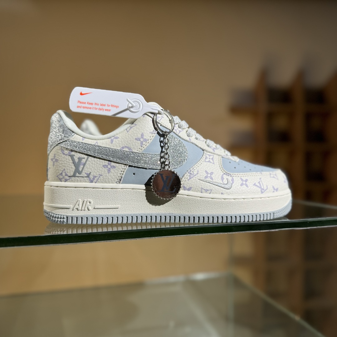260 Nike Air Force 1'07 Low LV联名 闪银勾 空军一号低帮休闲板鞋 DF0188-078