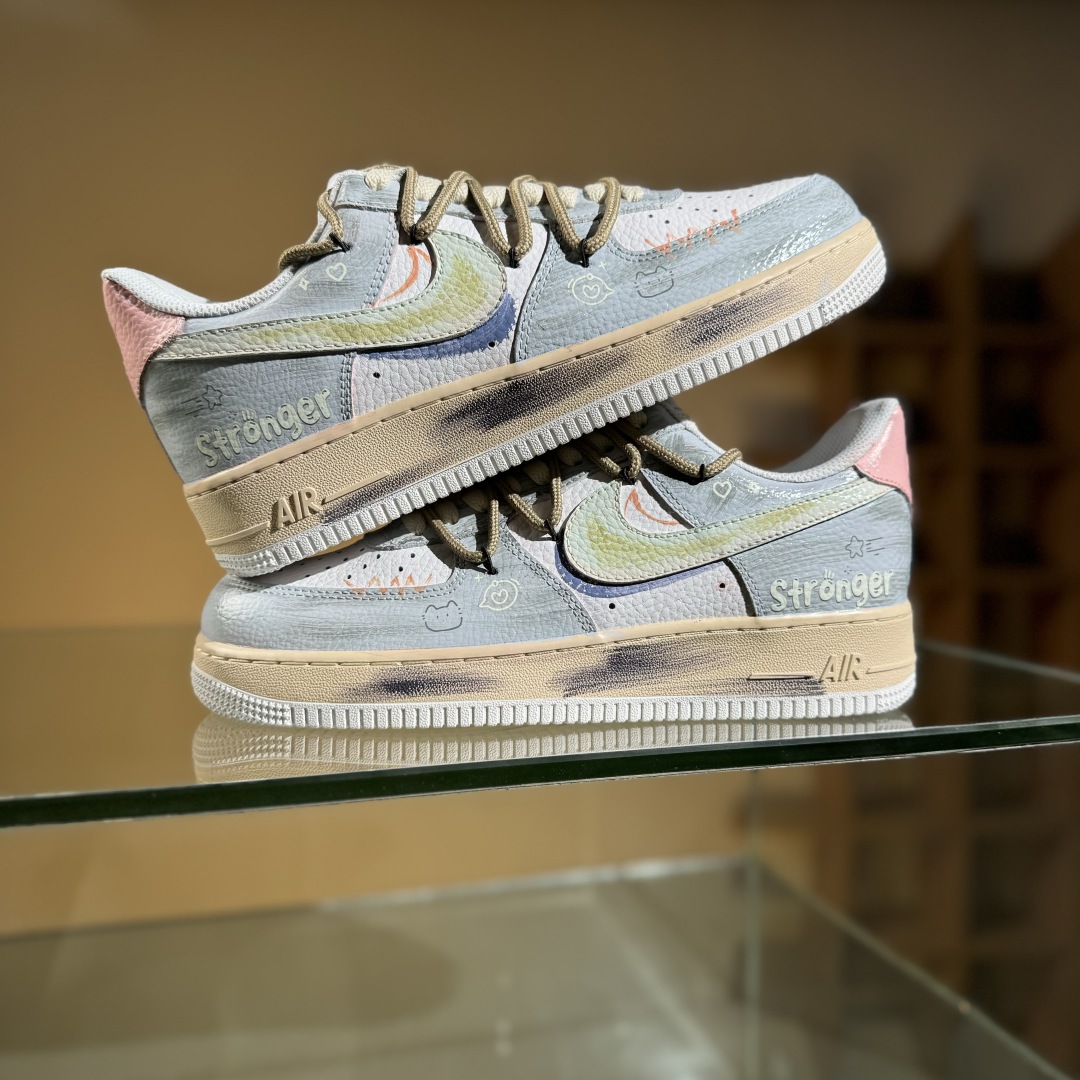 260 Nike Air Force 1'07 Low 手绘涂鸦 浅雾漫旅 空军一号低帮休闲板鞋 YT0303-222
