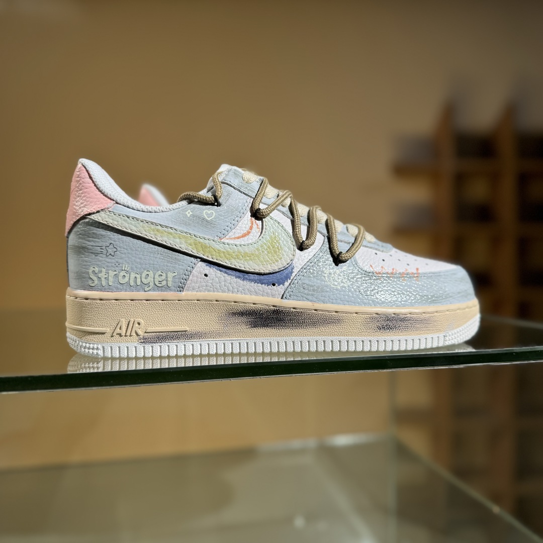 260 Nike Air Force 1'07 Low 手绘涂鸦 浅雾漫旅 空军一号低帮休闲板鞋 YT0303-222