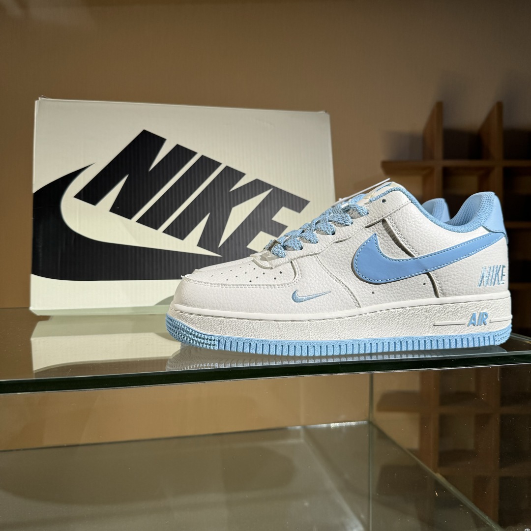260 Nike Air Force 1'07 Low 联名 天蓝勾 空军一号低帮休闲板鞋 CS5288-030