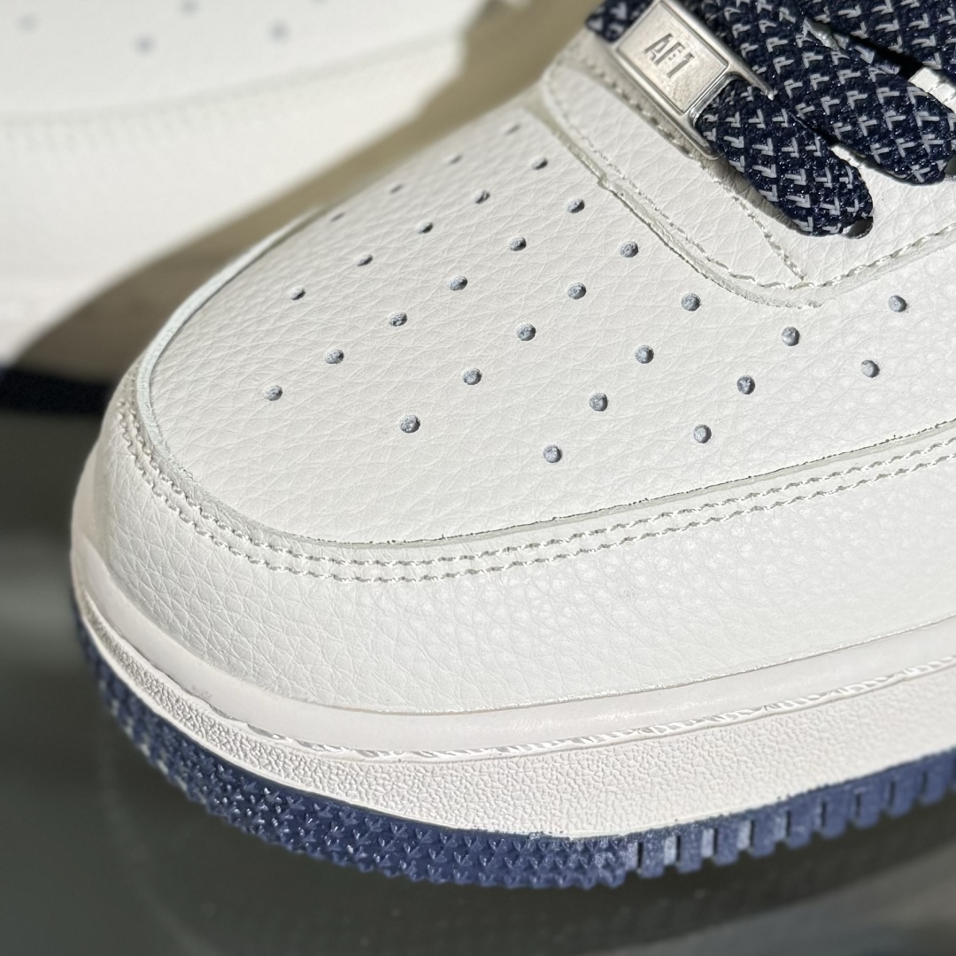 260 Nike Air Force 1'07 Low Supreme联名 米蓝勾 空军一号低帮休闲板鞋 HH7518-071