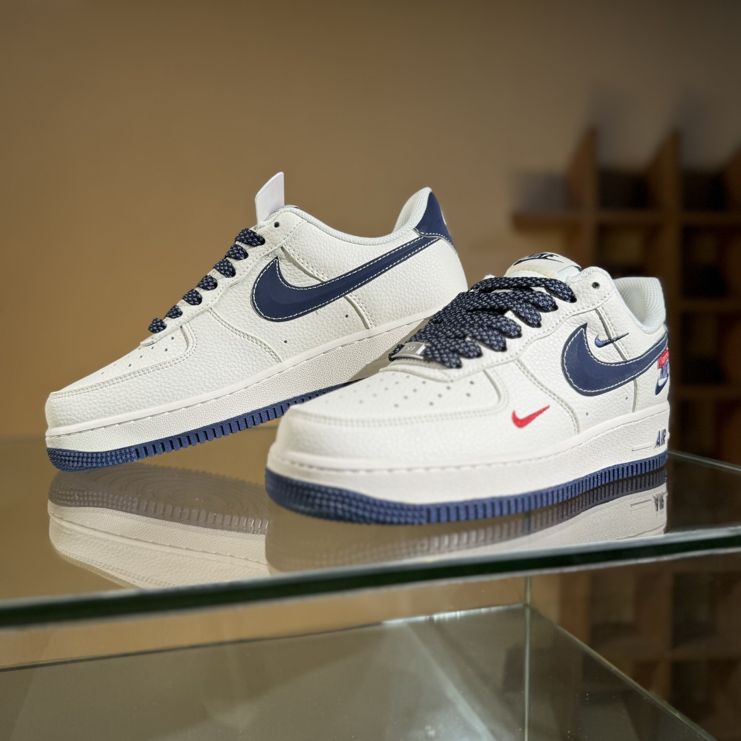 260 Nike Air Force 1'07 Low Supreme联名 米蓝勾 空军一号低帮休闲板鞋 HH7518-071