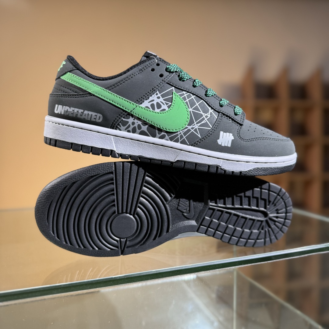 280 Nike SB Dunk Low UN联名 创意黑绿勾 高端定制 低帮休闲板鞋 QW5836-019