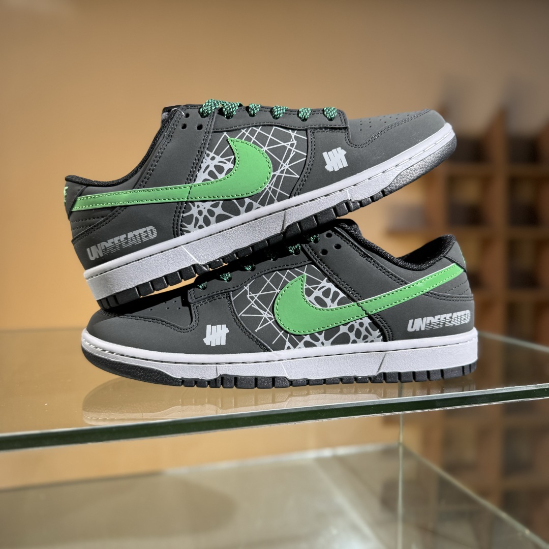 280 Nike SB Dunk Low UN联名 创意黑绿勾 高端定制 低帮休闲板鞋 QW5836-019