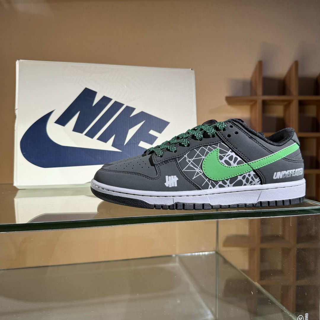 280 Nike SB Dunk Low UN联名 创意黑绿勾 高端定制 低帮休闲板鞋 QW5836-019