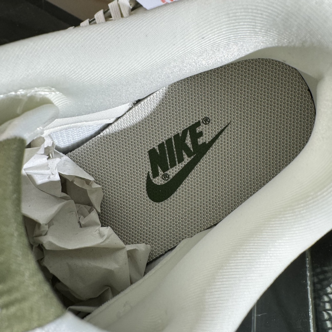 260 NIKE SB Dunk Low RETRO x LABUBU 绿白  DS6608-008