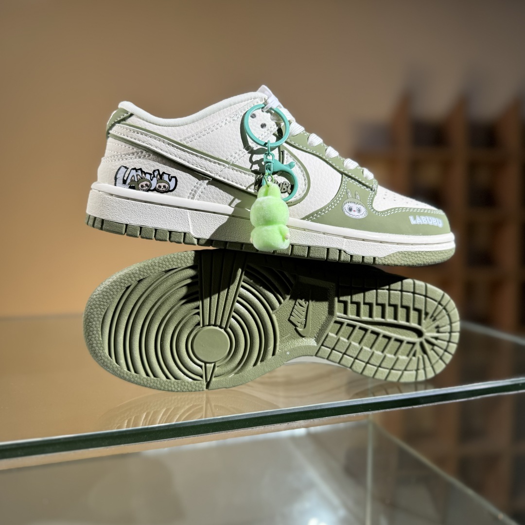 260 NIKE SB Dunk Low RETRO x LABUBU 绿白  DS6608-008