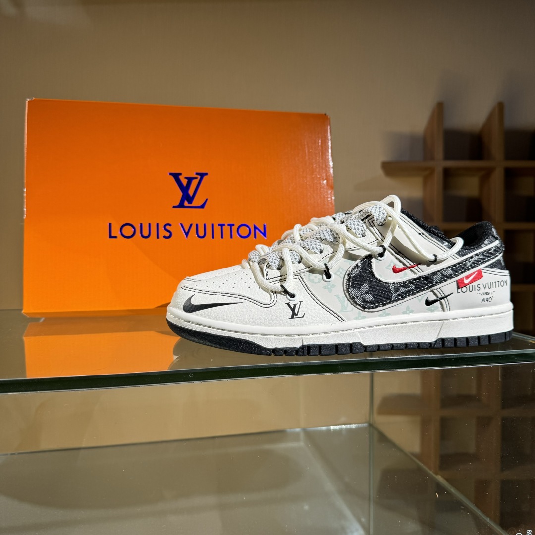 300 Nike SB Dunk Low LV联名 黑帆布抽绳  低帮休闲板鞋 YX5066-380