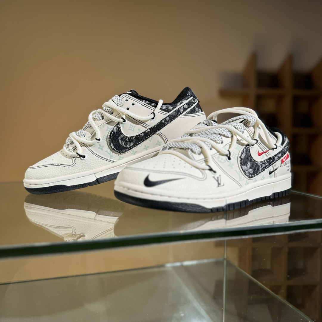 300 Nike SB Dunk Low LV联名 黑帆布抽绳  低帮休闲板鞋 YX5066-380