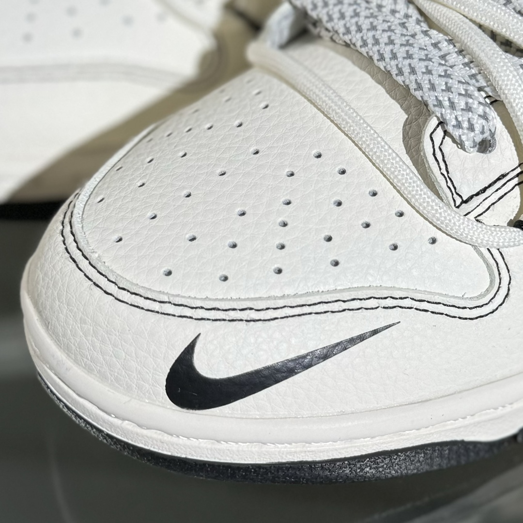 300 Nike SB Dunk Low LV联名 黑帆布抽绳  低帮休闲板鞋 YX5066-380