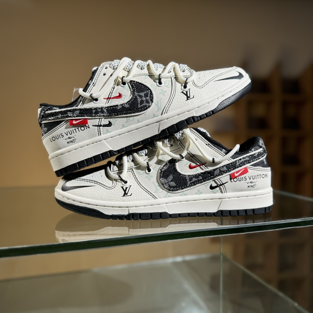 300 Nike SB Dunk Low LV联名 黑帆布抽绳  低帮休闲板鞋 YX5066-380