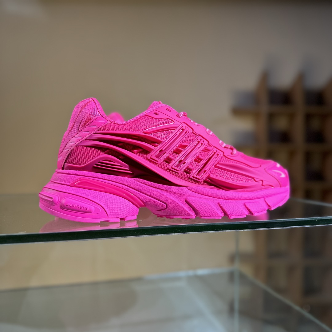 300 AdidOriginals Adistar Jellyfish IG6936 阿迪复古舒适防滑减震运动鞋