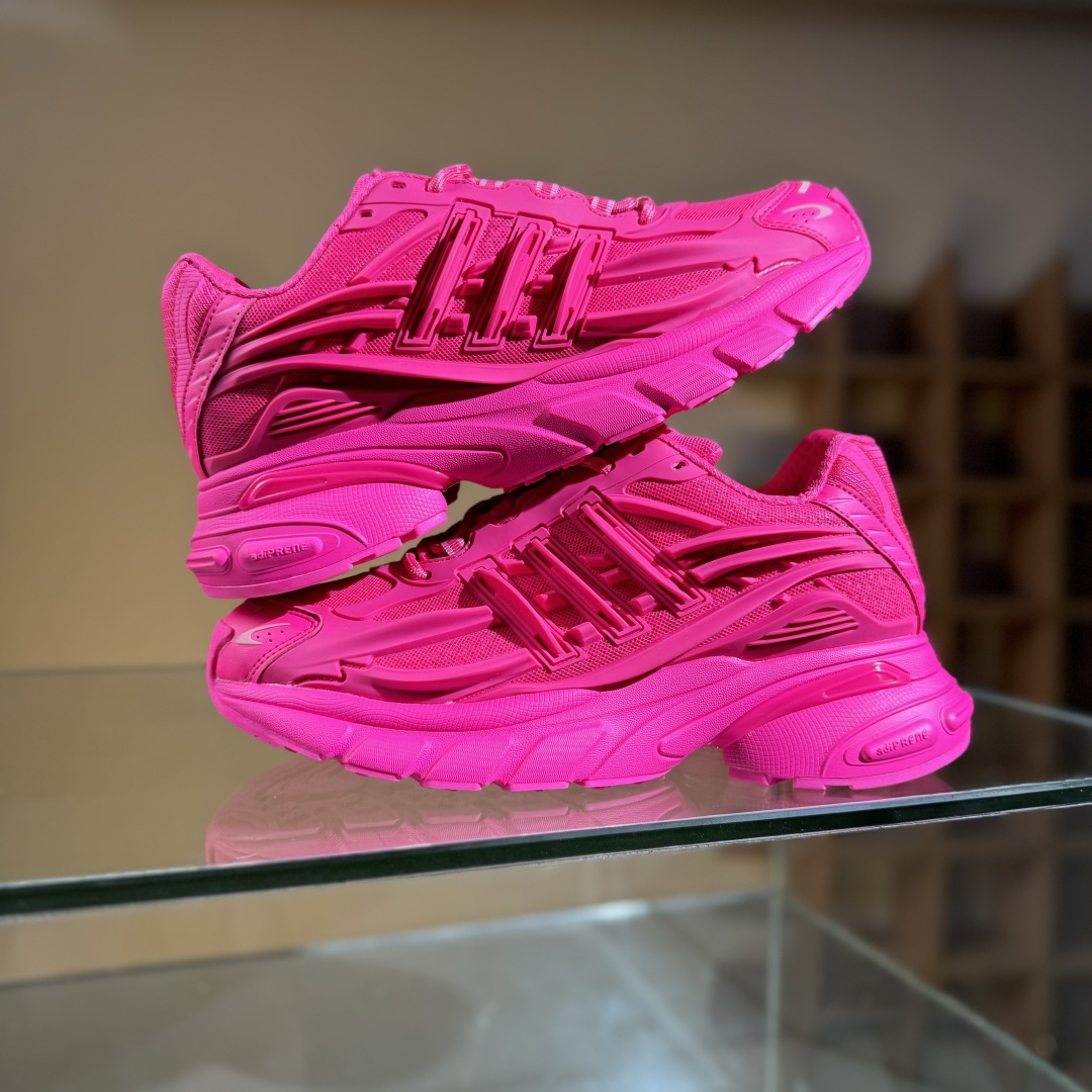 300 AdidOriginals Adistar Jellyfish IG6936 阿迪复古舒适防滑减震运动鞋