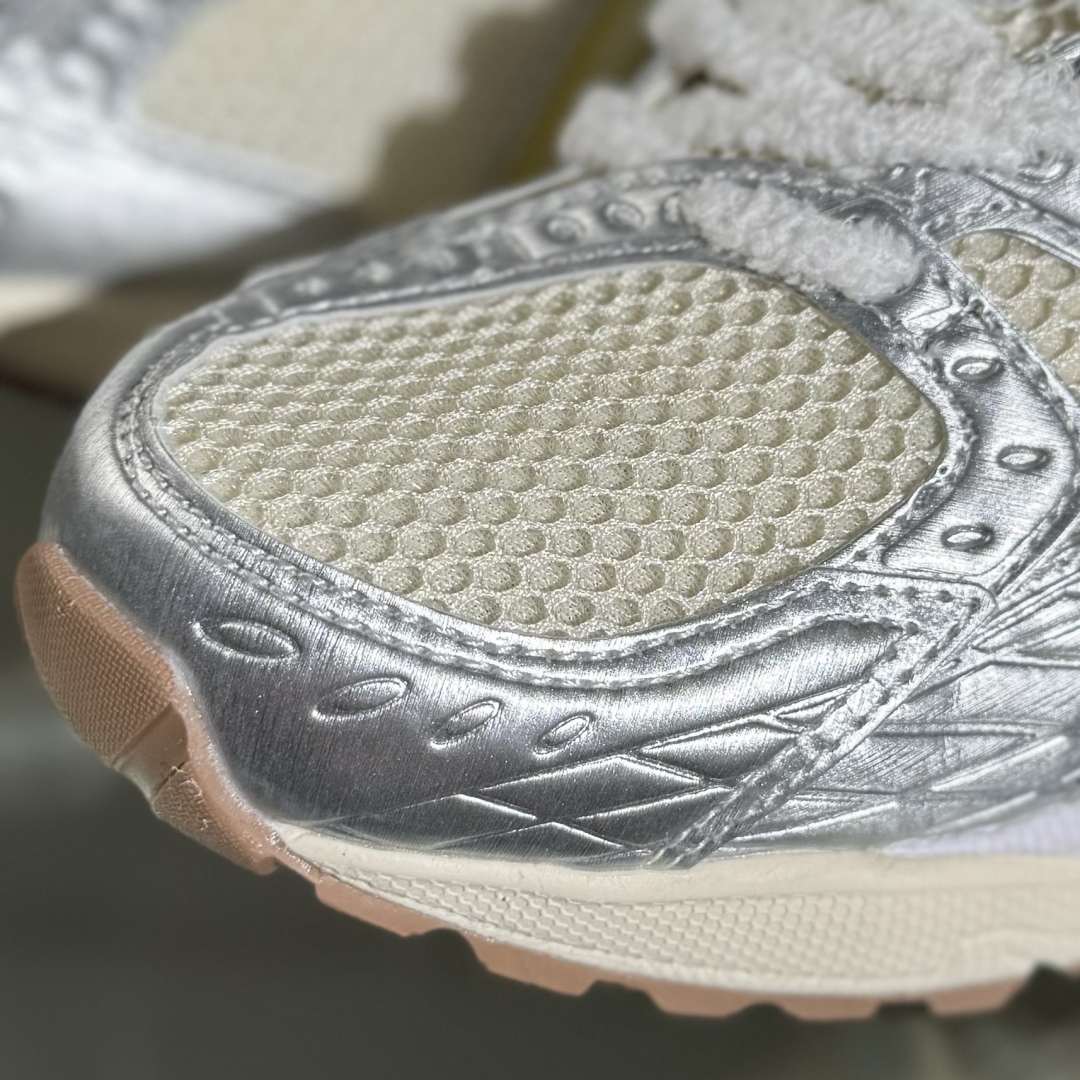 210 Asics GEL-Kahana NIMBUS 10.1 米银黄 耐磨透气低帮休闲鞋 1203A865-752