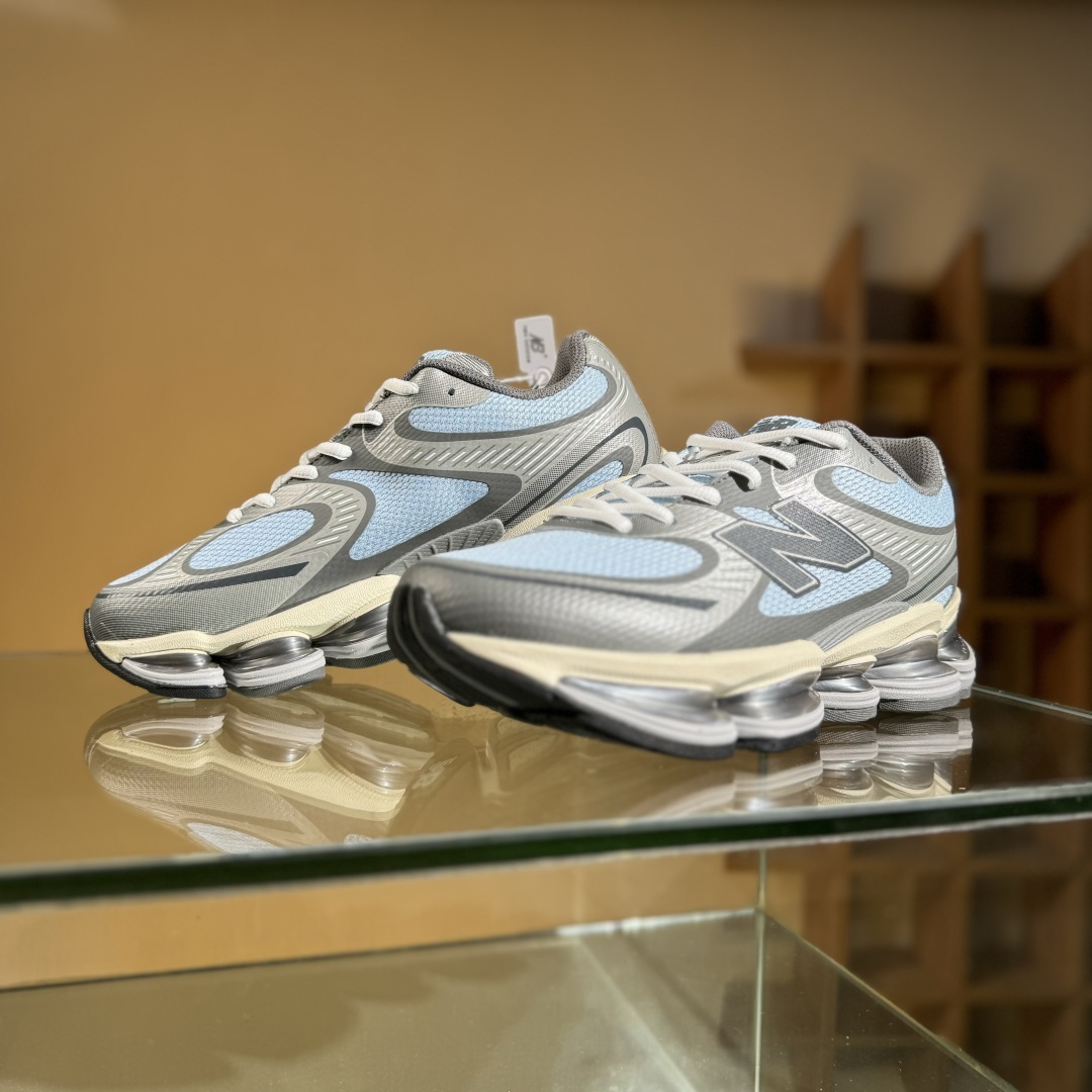 220 New Balance 2000系列复古老爹风休闲运动慢跑鞋 U2000BA