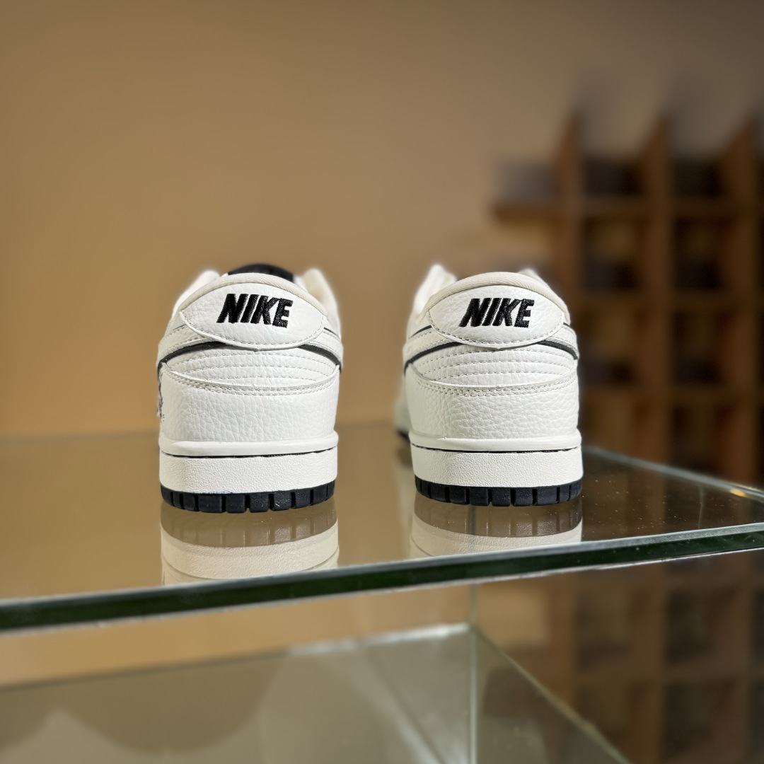 280 Nike SB Dunk Low LV拉布布 三方联名 白碳黑 高端定制 低帮休闲板鞋 SC0601-455