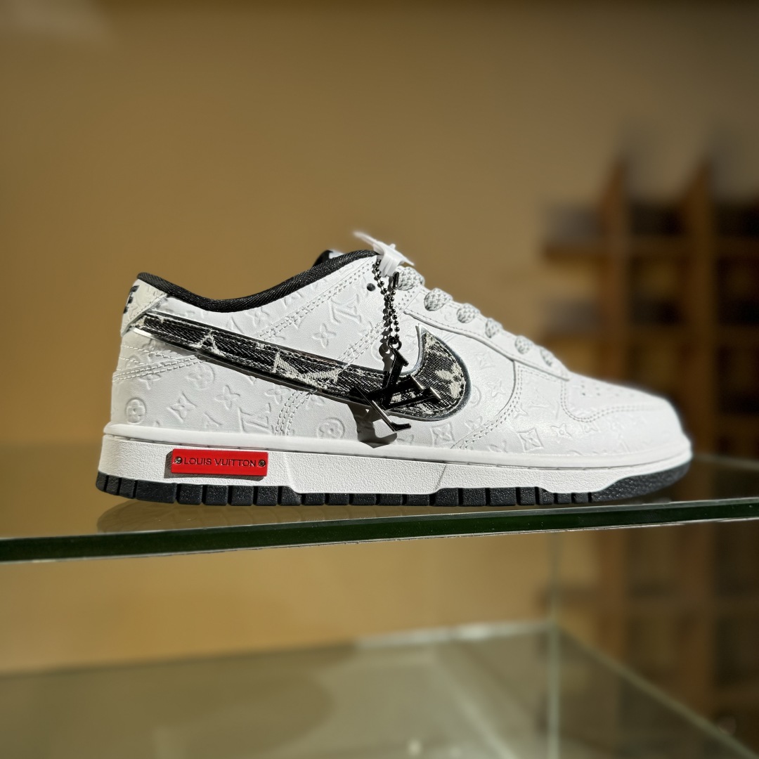 260 NIKE SB Dunk Low RETRO x Louis Vuitt白黑牛仔满印满天星 DS6608-002
