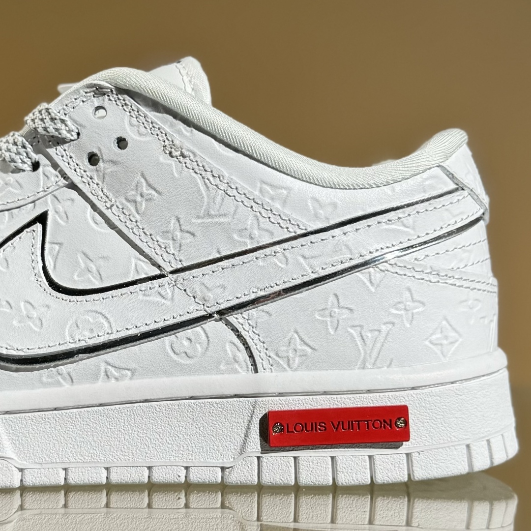 260 NIKE SB Dunk Low RETRO x Louis Vuitt纯白满印满天星  DS6608-001