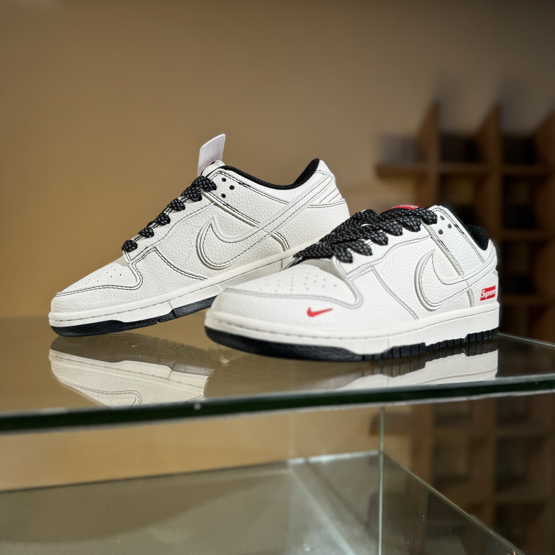 280 Nike SB Dunk Low Supreme联名 米黑线小红勾 高端定制 低帮休闲板鞋 HH7518-098