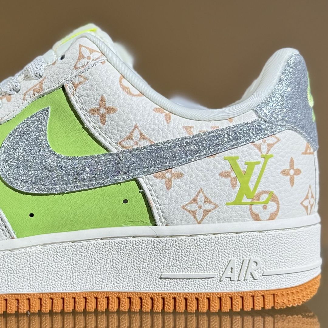 260 Nike Air Force 1'07 Low LV联名 苹果绿银勾 空军一号低帮休闲板鞋 DF0188-079