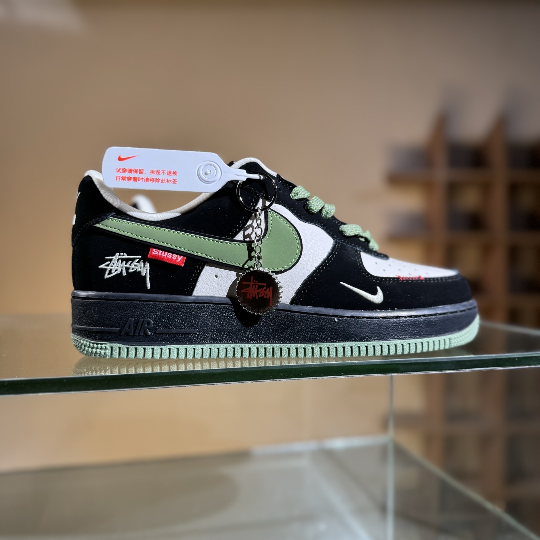 260 Nk Air Force 1‘07 Low 空军一号低帮休闲板鞋 KJ1688-014