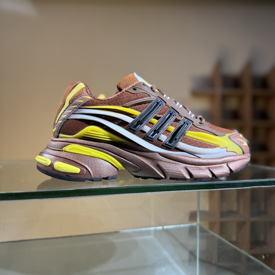 300 AdidOriginals Adistar Jellyfish JP9270 阿迪复古舒适防滑减震运动鞋