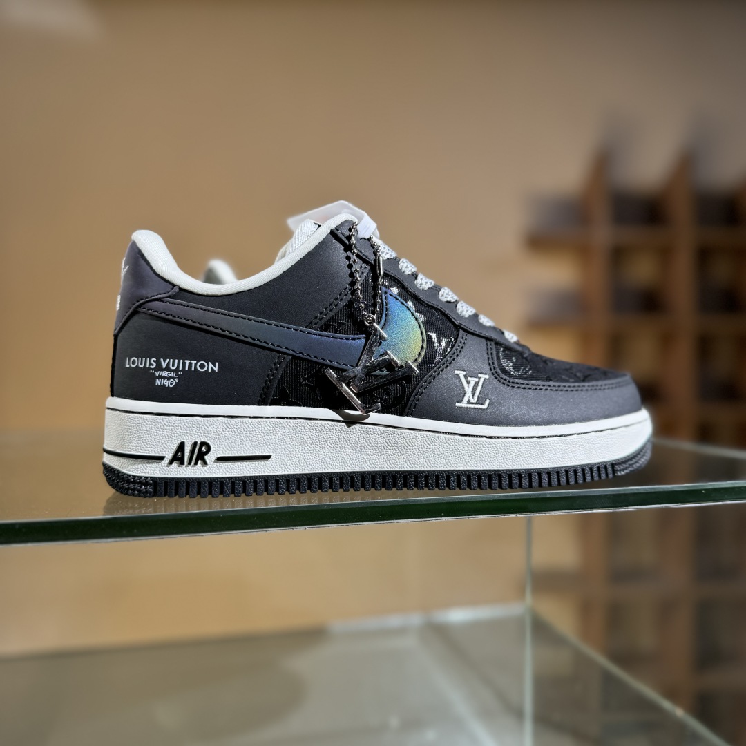 260 Nike Air Force 1'07 Low LV联名 镭射渐变 空军一号低帮休闲板鞋 SC0601-573