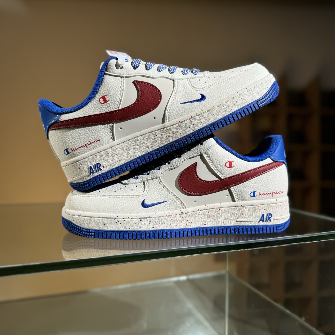 260 Nike Air Force 1'07 Low 冠军联名 米蓝红 空军一号低帮休闲板鞋 QW5606-266