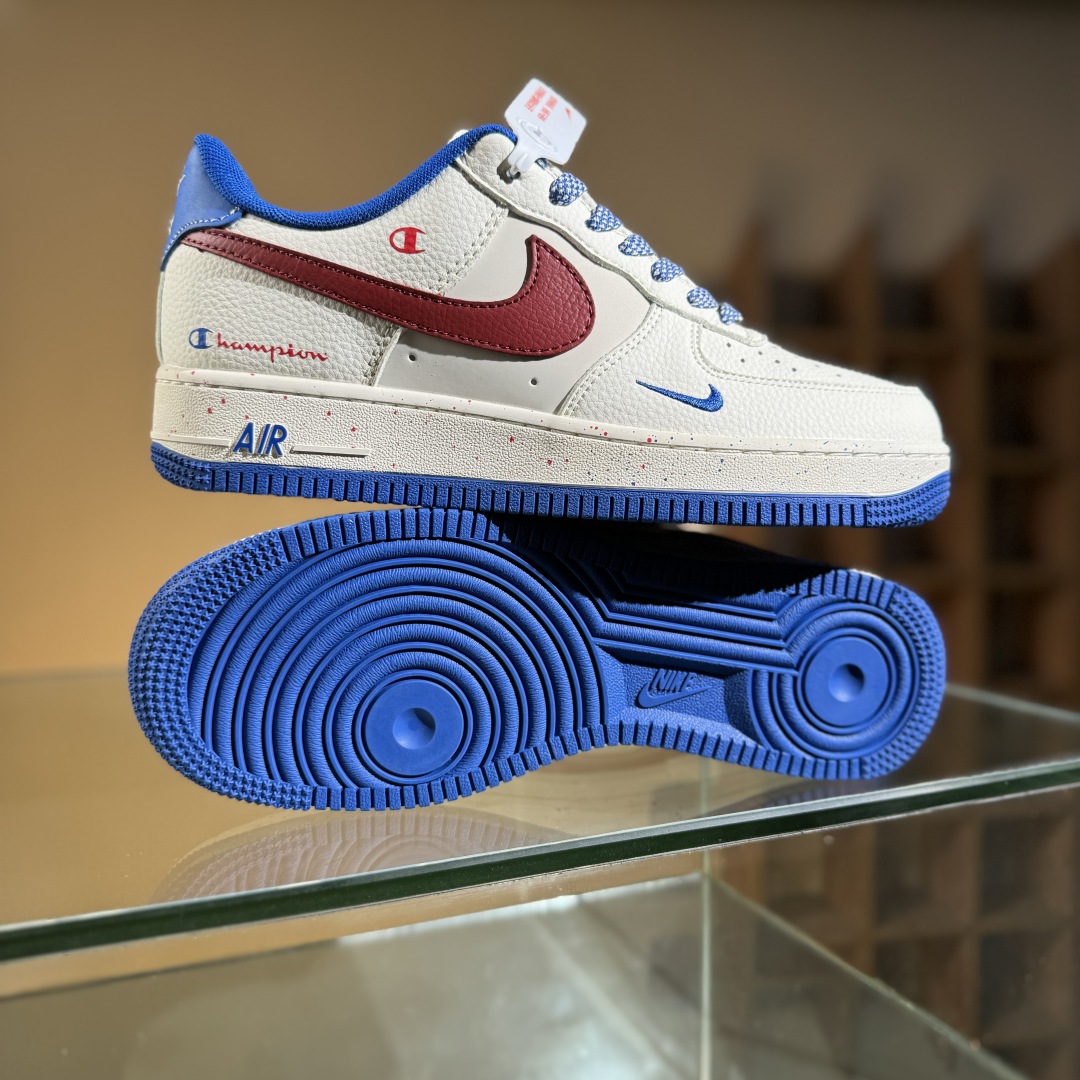 260 Nike Air Force 1'07 Low 冠军联名 米蓝红 空军一号低帮休闲板鞋 QW5606-266