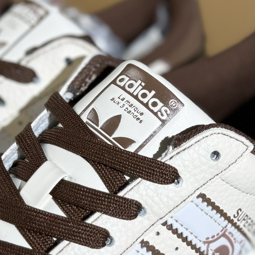 240 AdidOriginals Superstar 联名款 经典贝壳头 DS0028