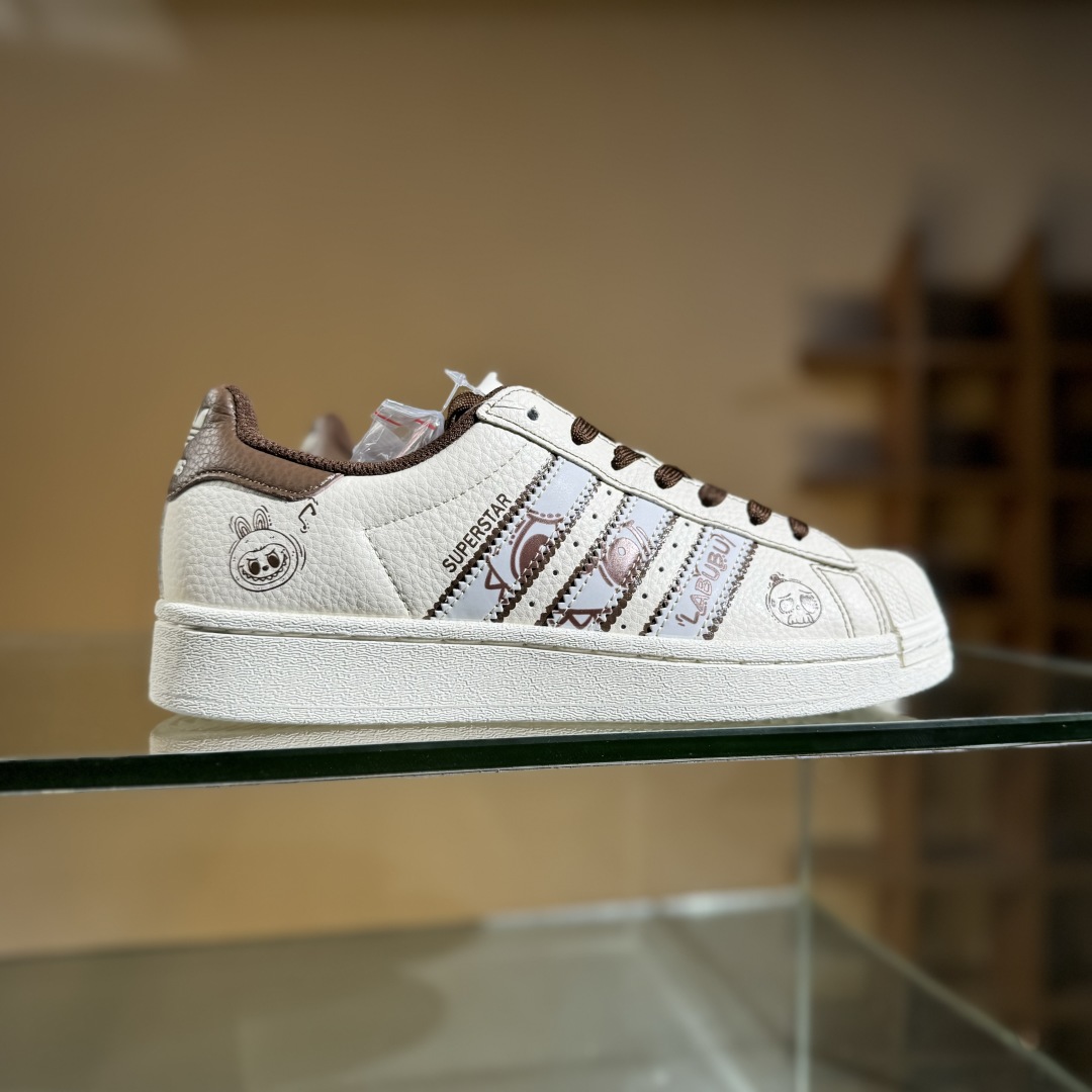 240 AdidOriginals Superstar 联名款 经典贝壳头 DS0028