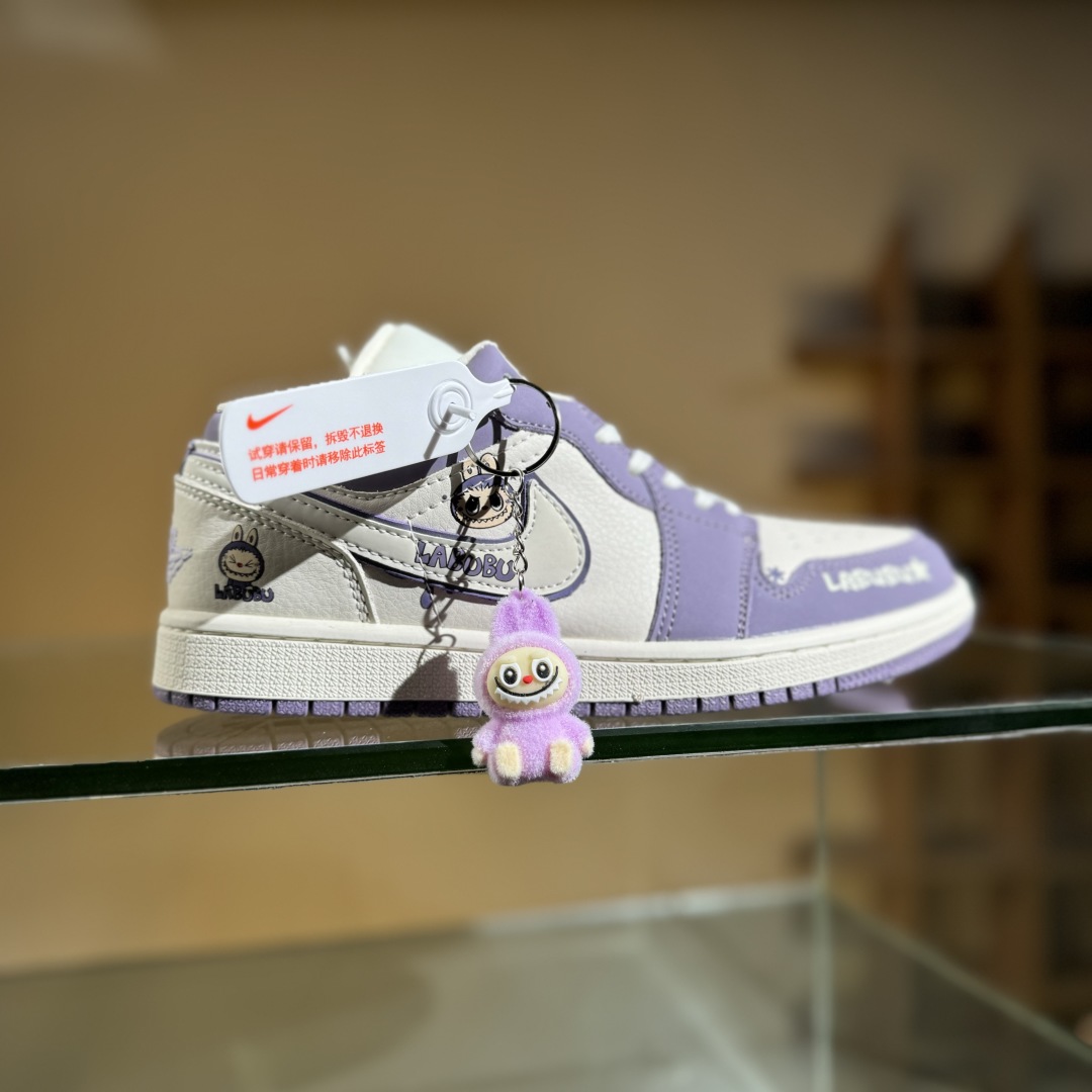280 Air Jordan 1 Retro Low x LABUBU 米紫拉布布  QR2025-005