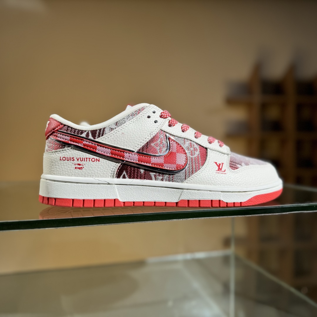 260 Nike SB Dunk Low “路易威登LV联名---帆布印花” 低帮休闲运动板鞋  DS6608-003
