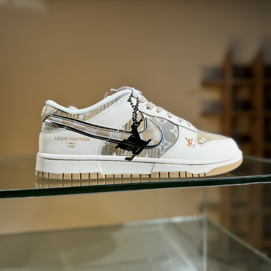 260 Nike SB Dunk Low “路易威登LV联名---帆布印花” 低帮休闲运动板鞋  DS6608-006