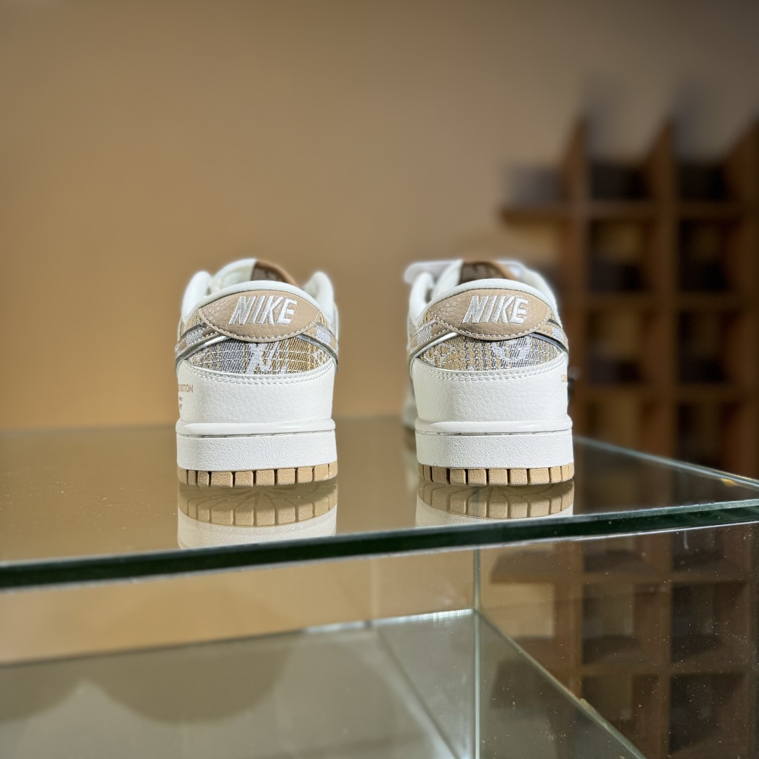 260 Nike SB Dunk Low “路易威登LV联名---帆布印花” 低帮休闲运动板鞋  DS6608-006