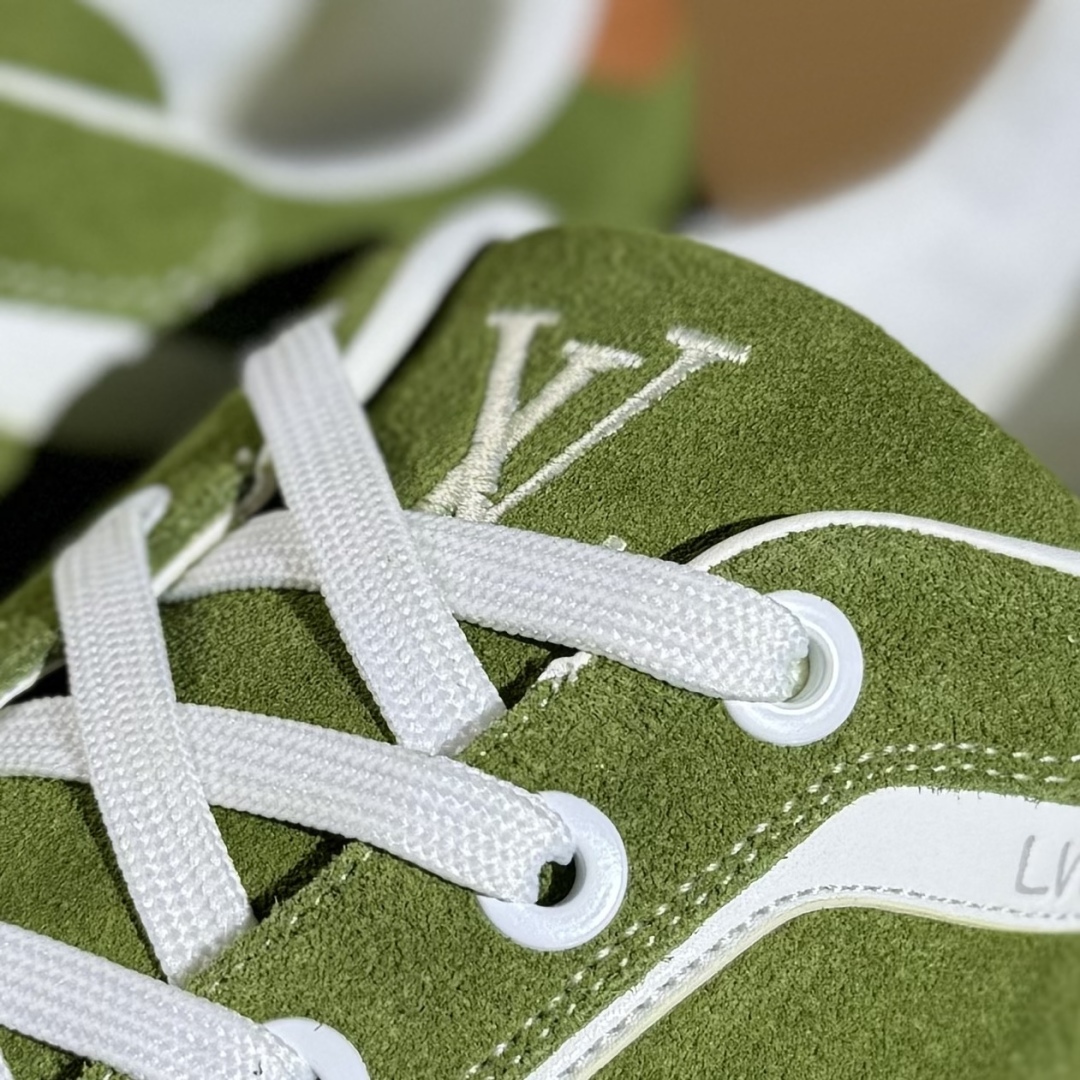 380 LOUIS VUITTskate sneaker 2025 秋冬男士系列 Classic 牛皮革 圆头系带 低帮 生活休闲鞋
