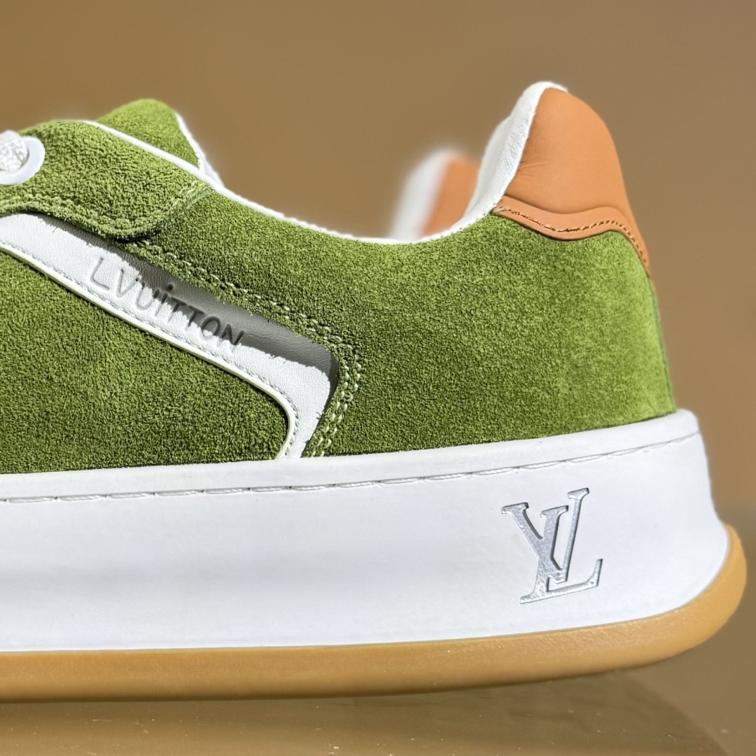 380 LOUIS VUITTskate sneaker 2025 秋冬男士系列 Classic 牛皮革 圆头系带 低帮 生活休闲鞋
