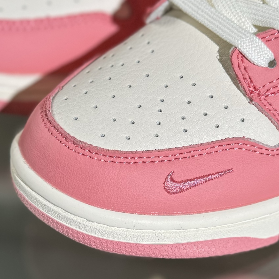 280 Nike SB Dunk Low x LABUBU 粉白小勾  SR2025-008