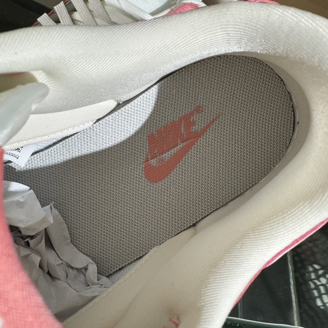 280 Nike SB Dunk Low x LABUBU 粉白小勾  SR2025-008