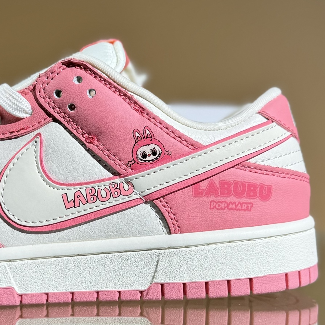 280 Nike SB Dunk Low x LABUBU 粉白小勾  SR2025-008